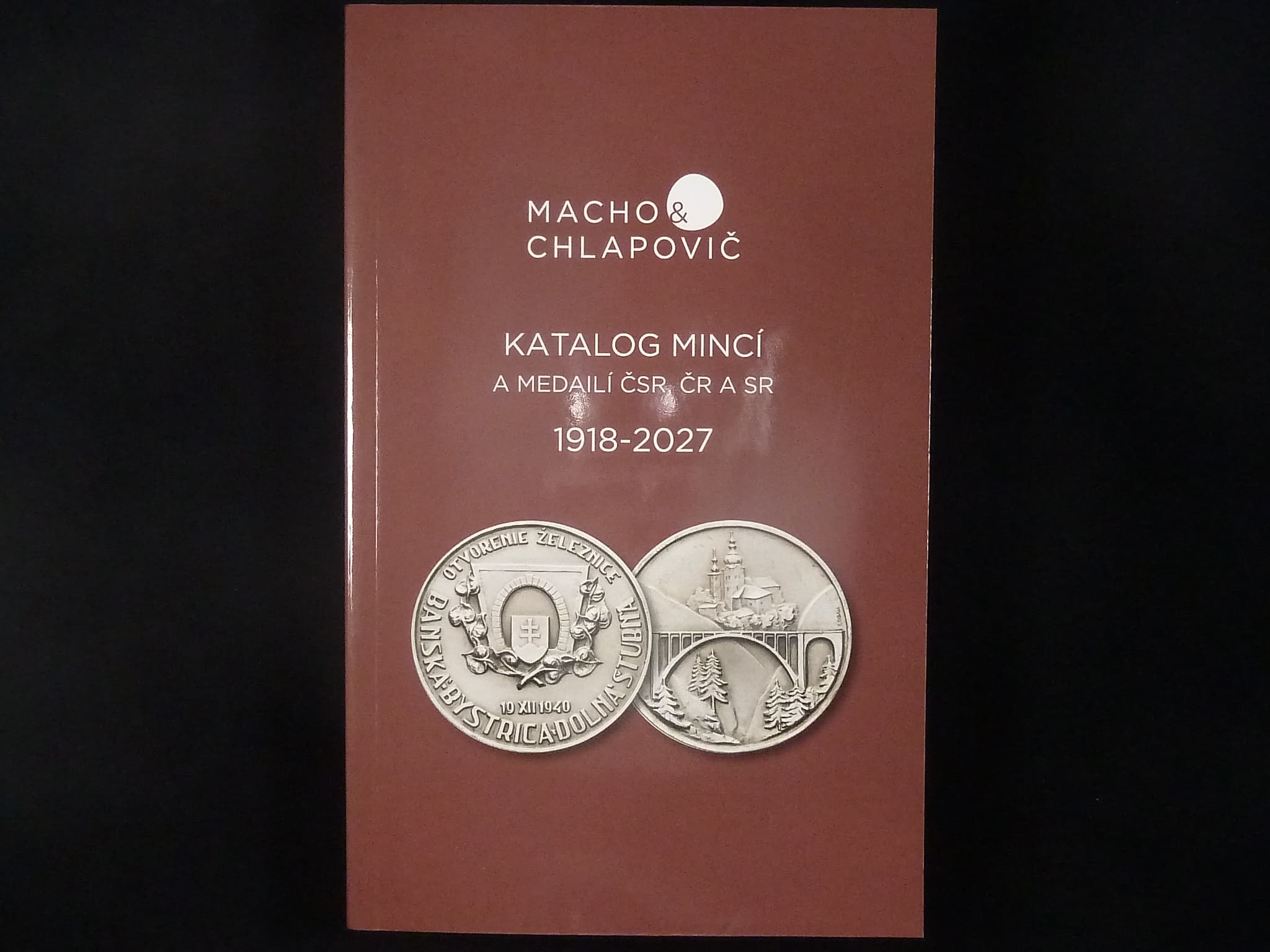Mince Československa, České a Slovenské Republiky 1918 - 2025 Macho a Chlapovič