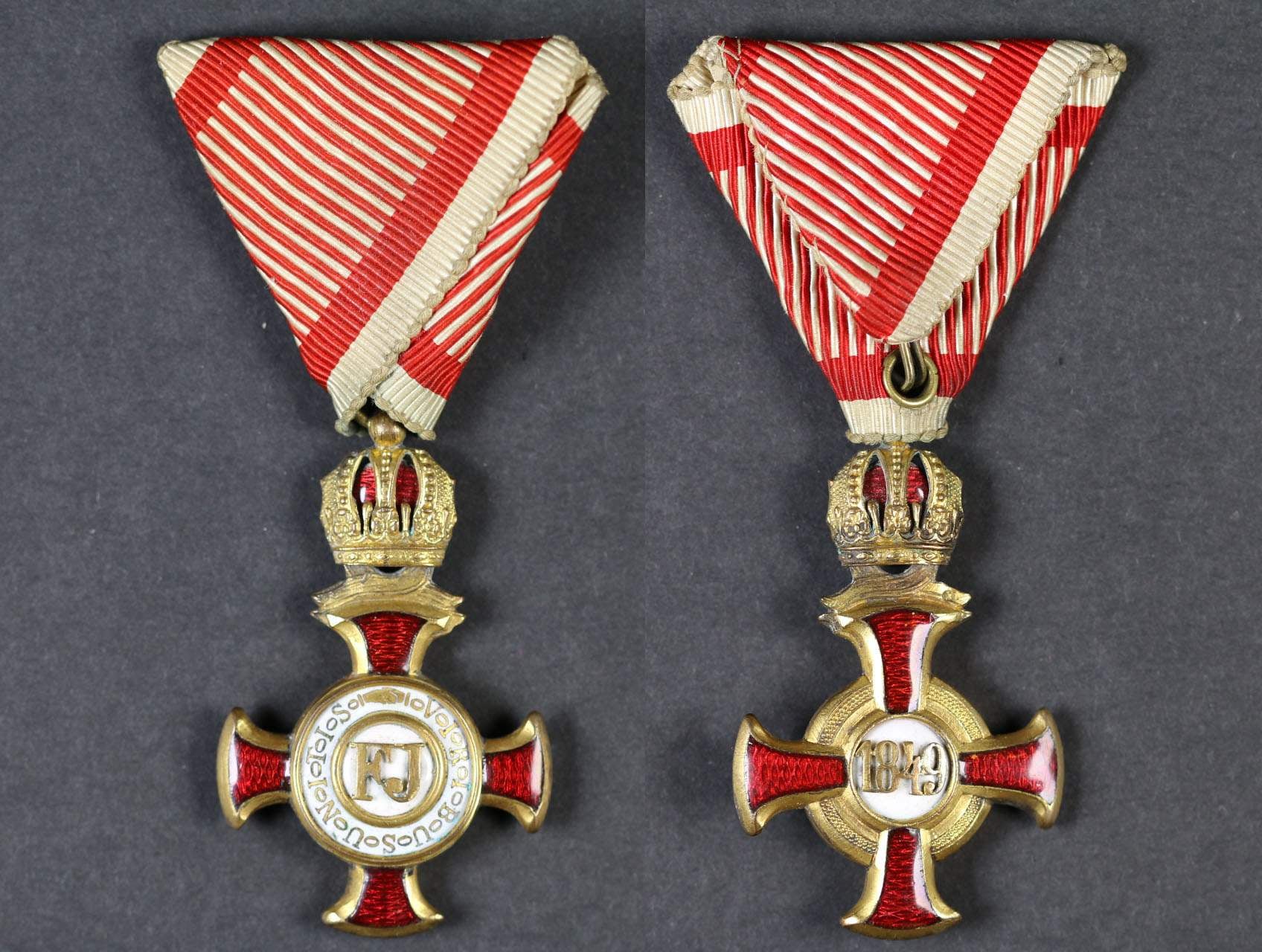Los 2246