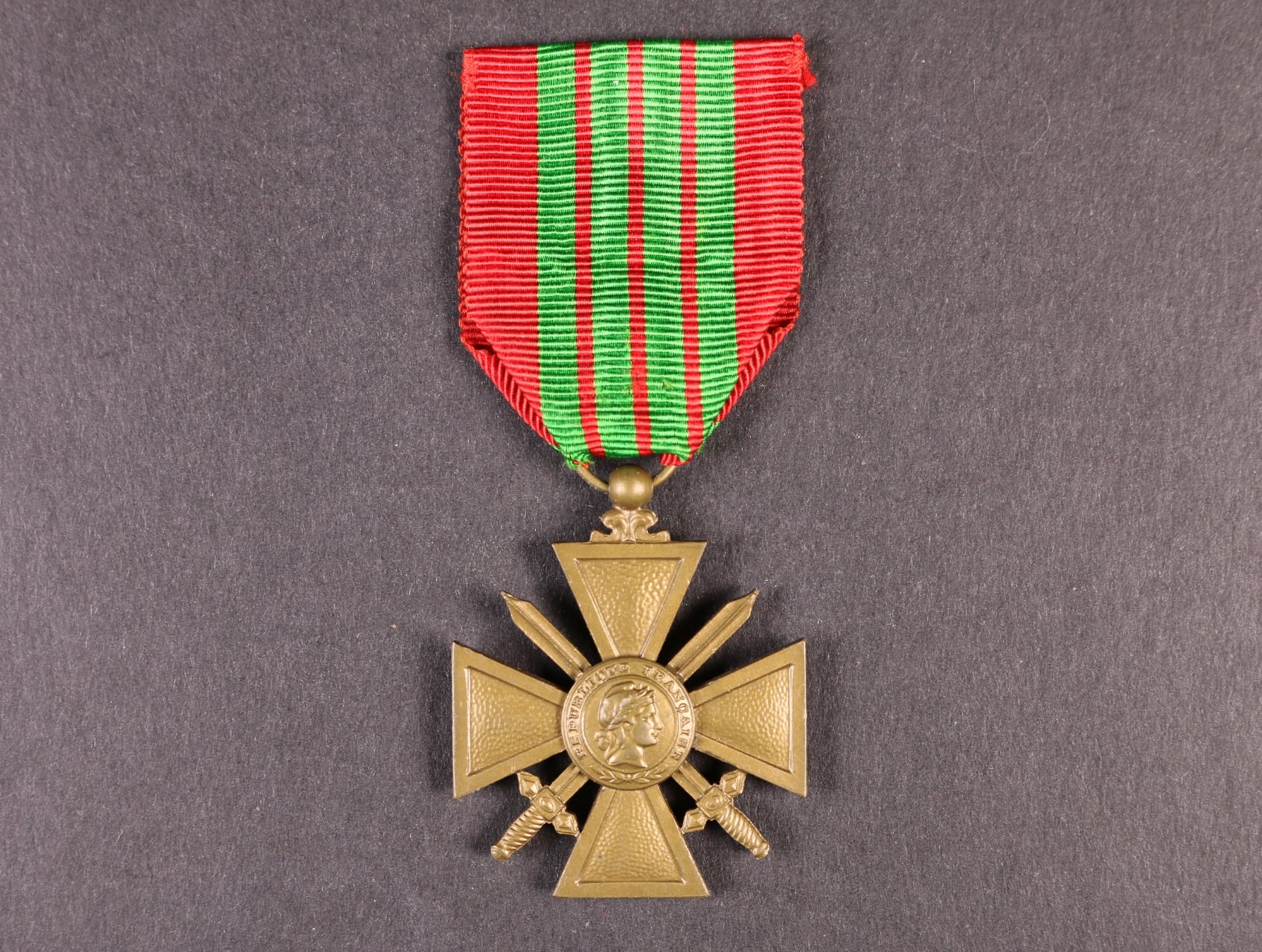 Válečný kříž 1939-1945 s letopočtem 1939
