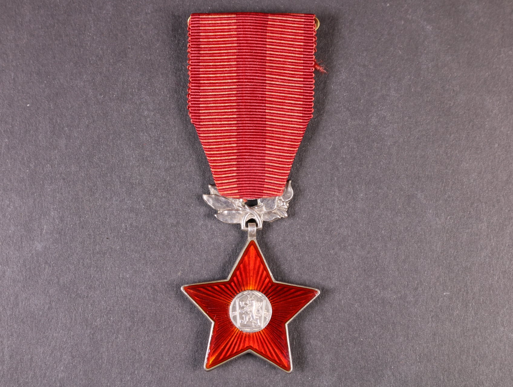 Řád Rudé hvězdy, ČSSR, nepůvodní nečíslovaný závěs, punc Ag,