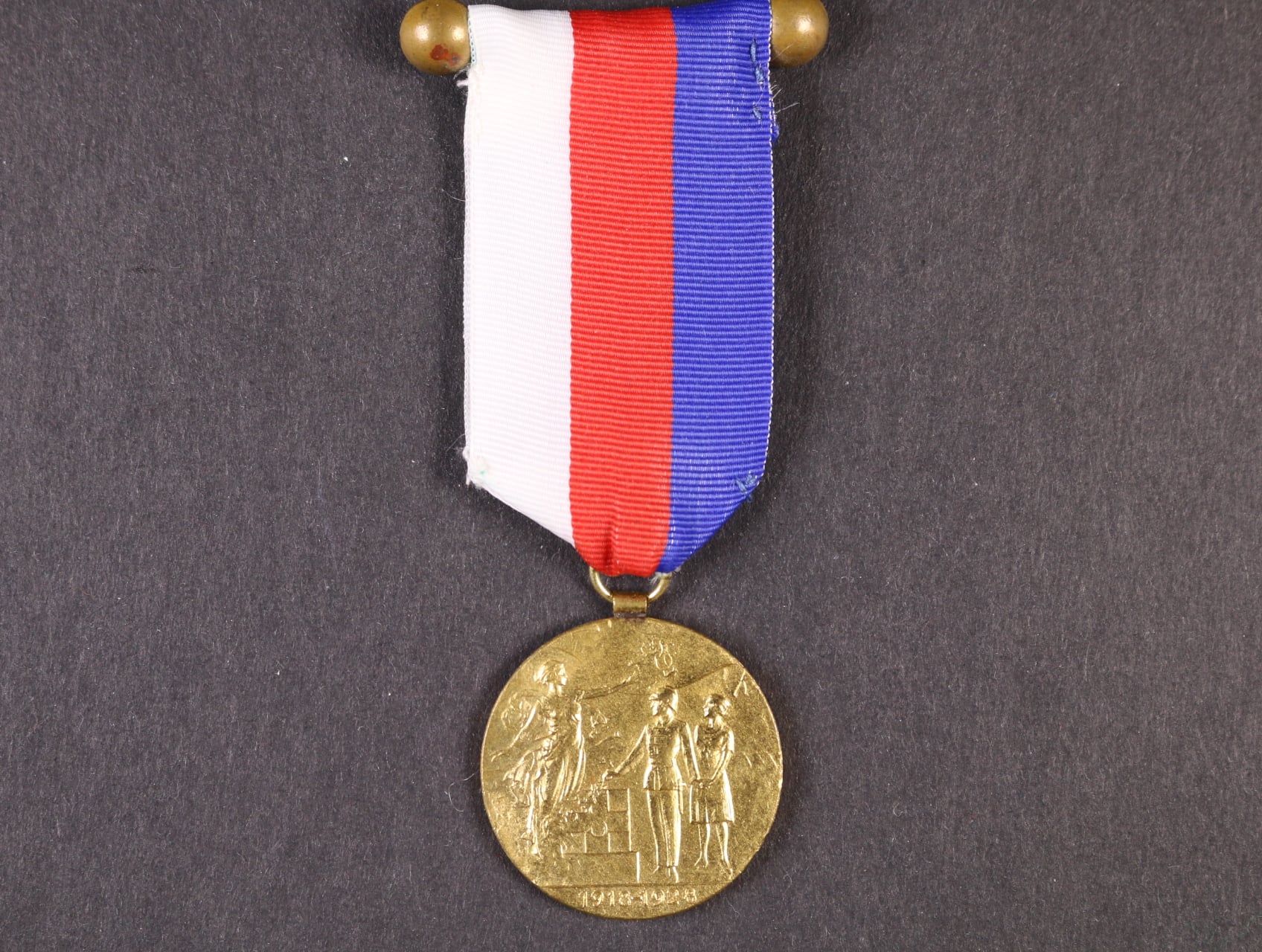 Medaile Na paměť 10 let trvání ČSL republiky, nová stuha
