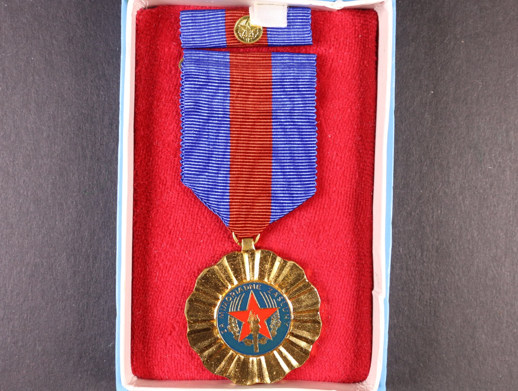 Medaile Za mimoriadne zásluhy Federálný výbor SPO ČSSR č. 05000