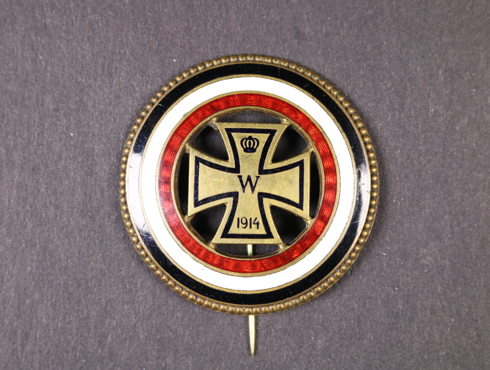 Odznak, patriotika s motivem železného kříže, průměr 48,7 mm, nepůvodní jehla