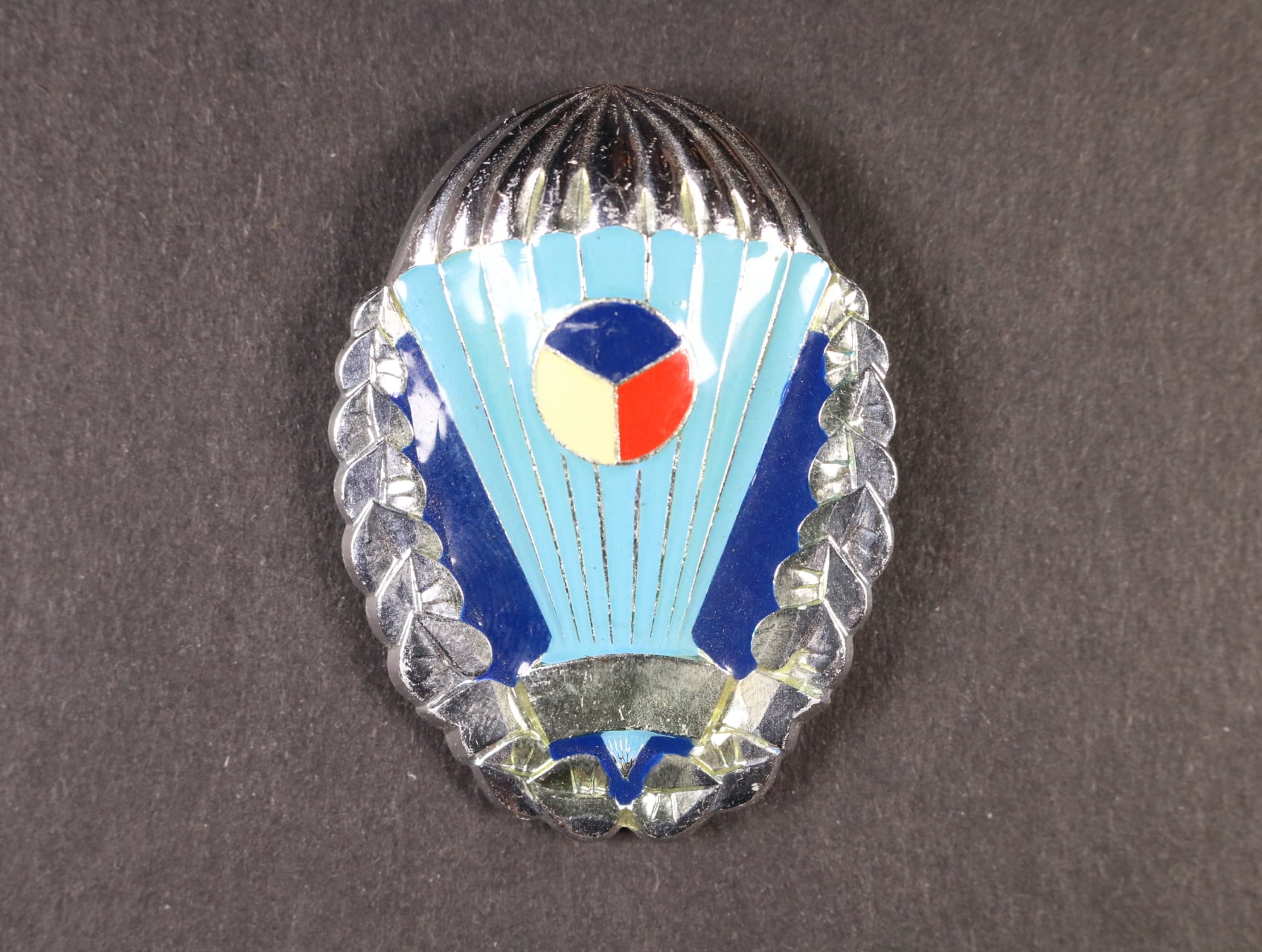 Stříbrný odznakvýsadkáře za 5 seskoků, od r.1993