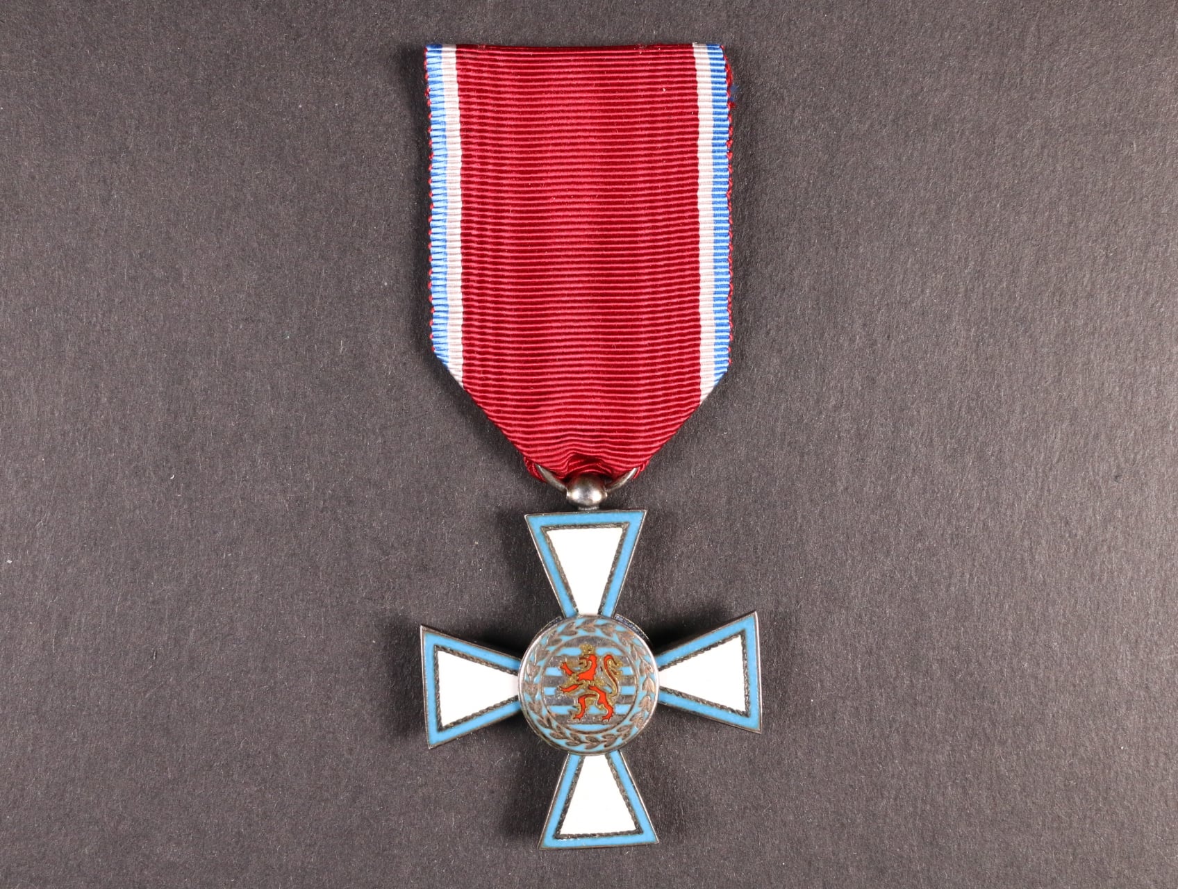 Řád za zásluhy velkovévodství Lucemburska, rytíř, na kroužku punc Ag