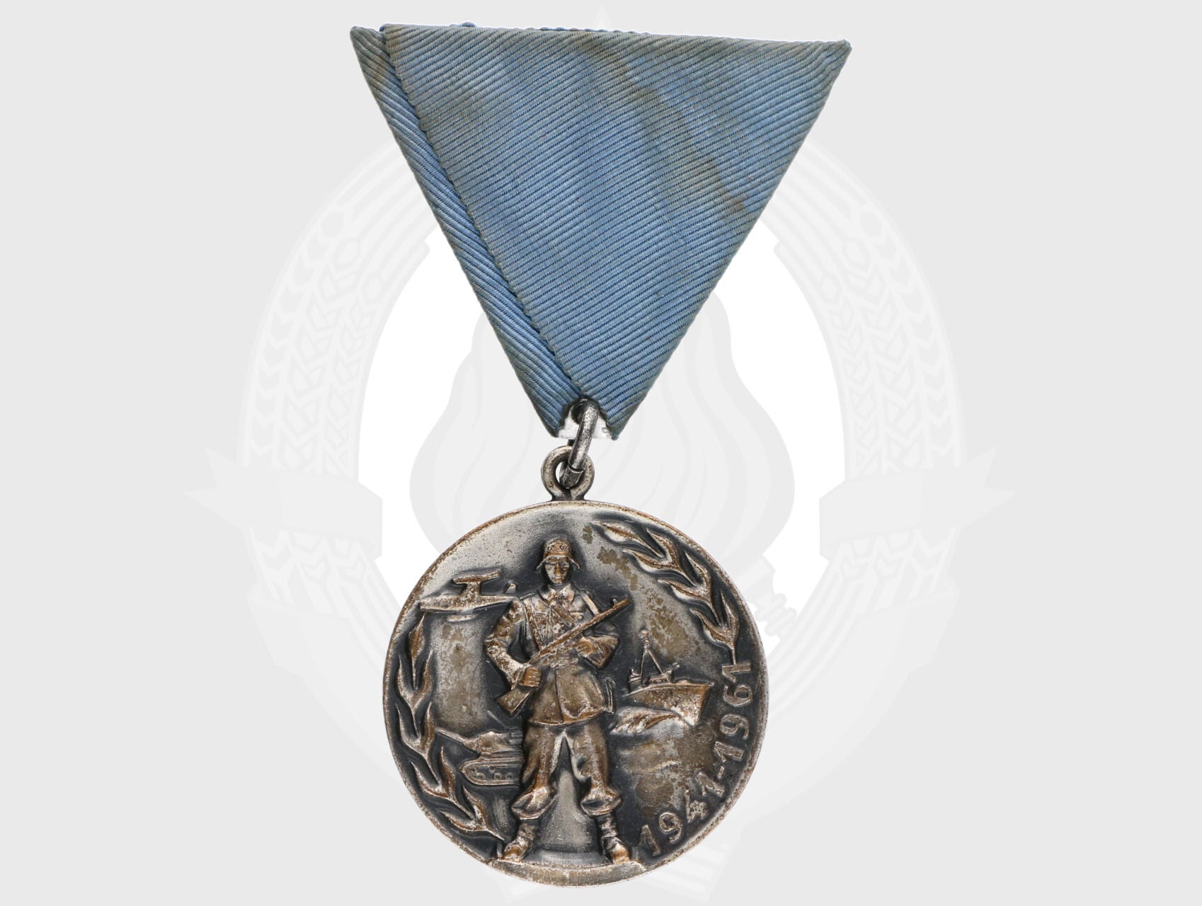Medaile 20 let Jugoslávské armády, nepůvodní stuha