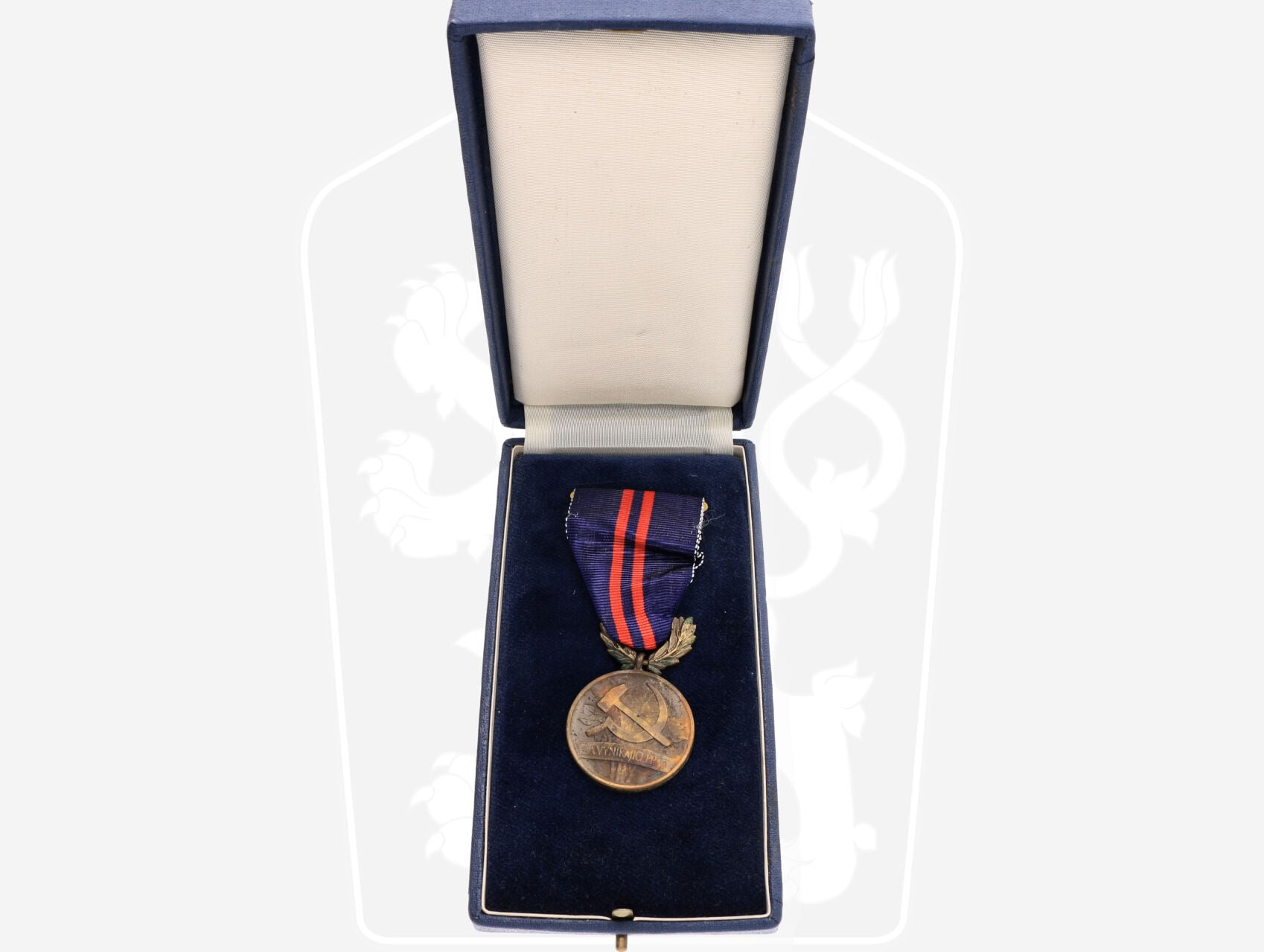 Vyznamenání - Za vynikající práci - II. vydání po r. 1960 ČSSR č. 14325