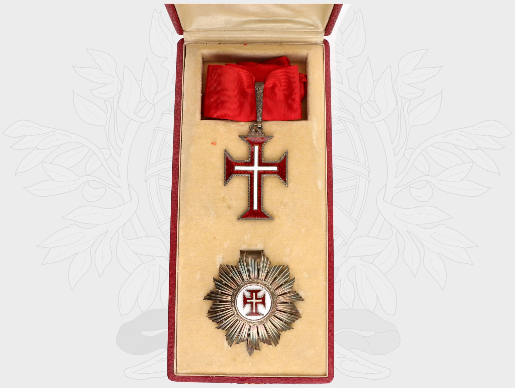 Vojenský řád Kristův, velkodůstojník, stříbro, smalty, původní etue, vydání po roce 1918