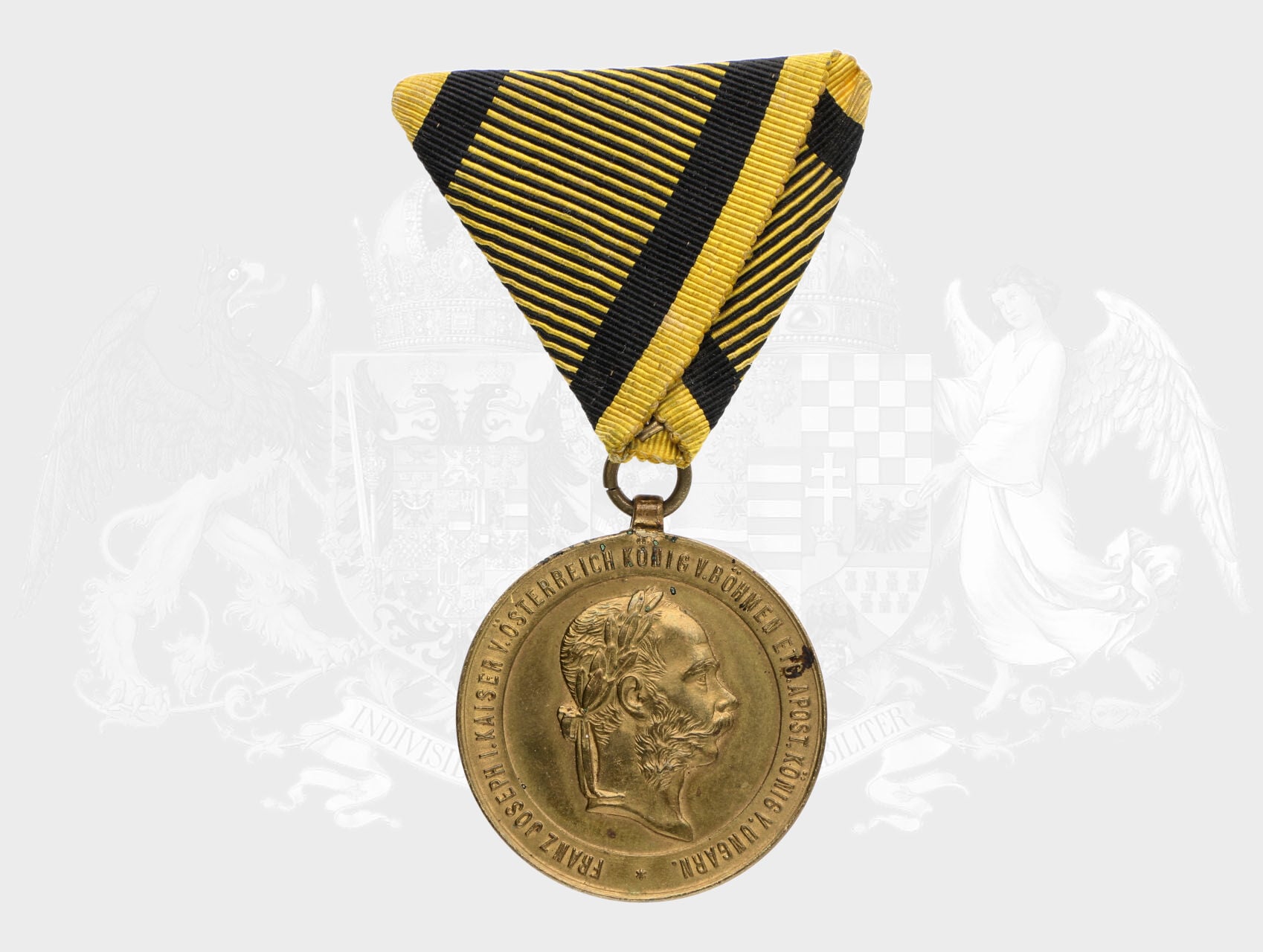 Válečná medaile 1873, pozlacený bronz, původní stuha