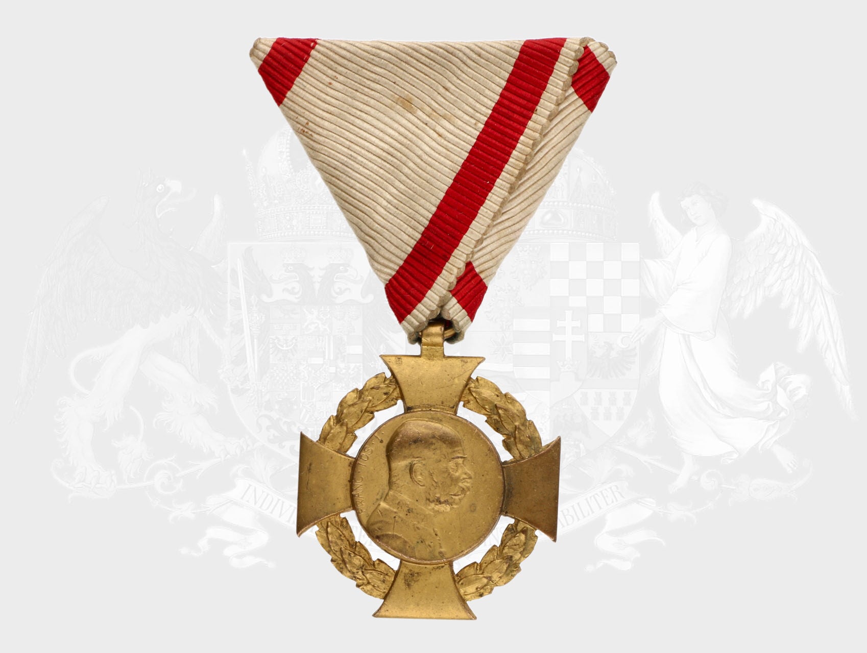 Jubilejní kříž 1908 na původní vojenské stuze