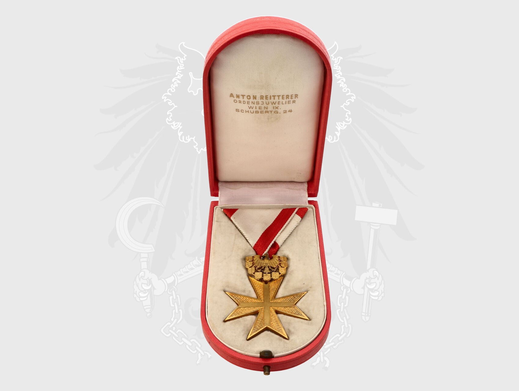 Zlatý záslužný kříž Republiky Rakousko + originální etue