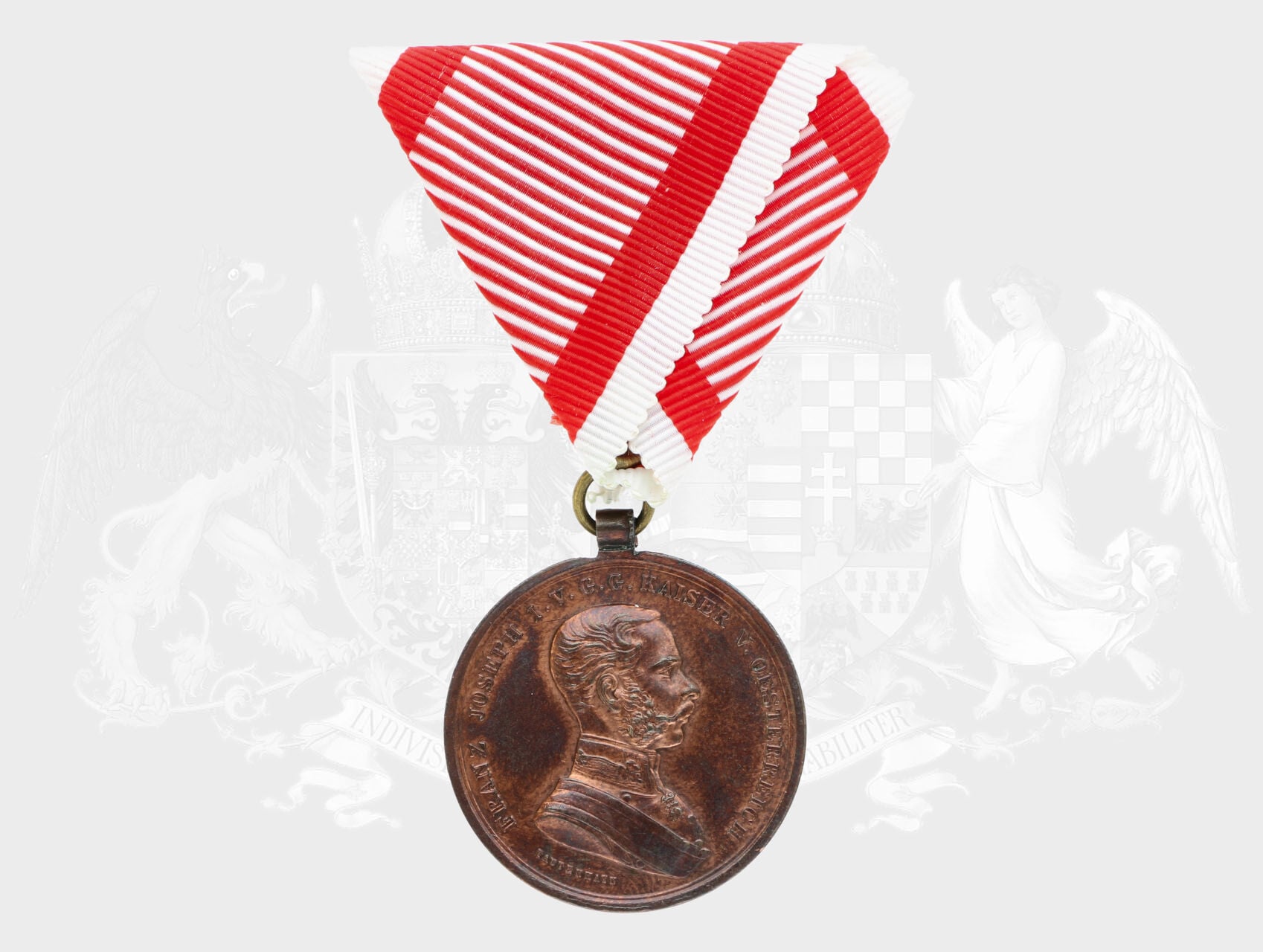 Bronzová medaile za statečnost, 8. vydání 1914-1917 F.J.I., nová vojenská stuha