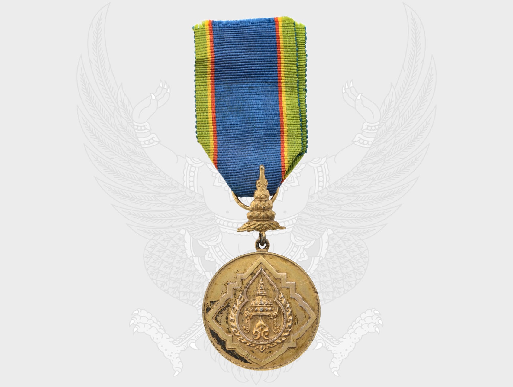 Zlatá medaile Řádu koruny Thajska, VI. třídy