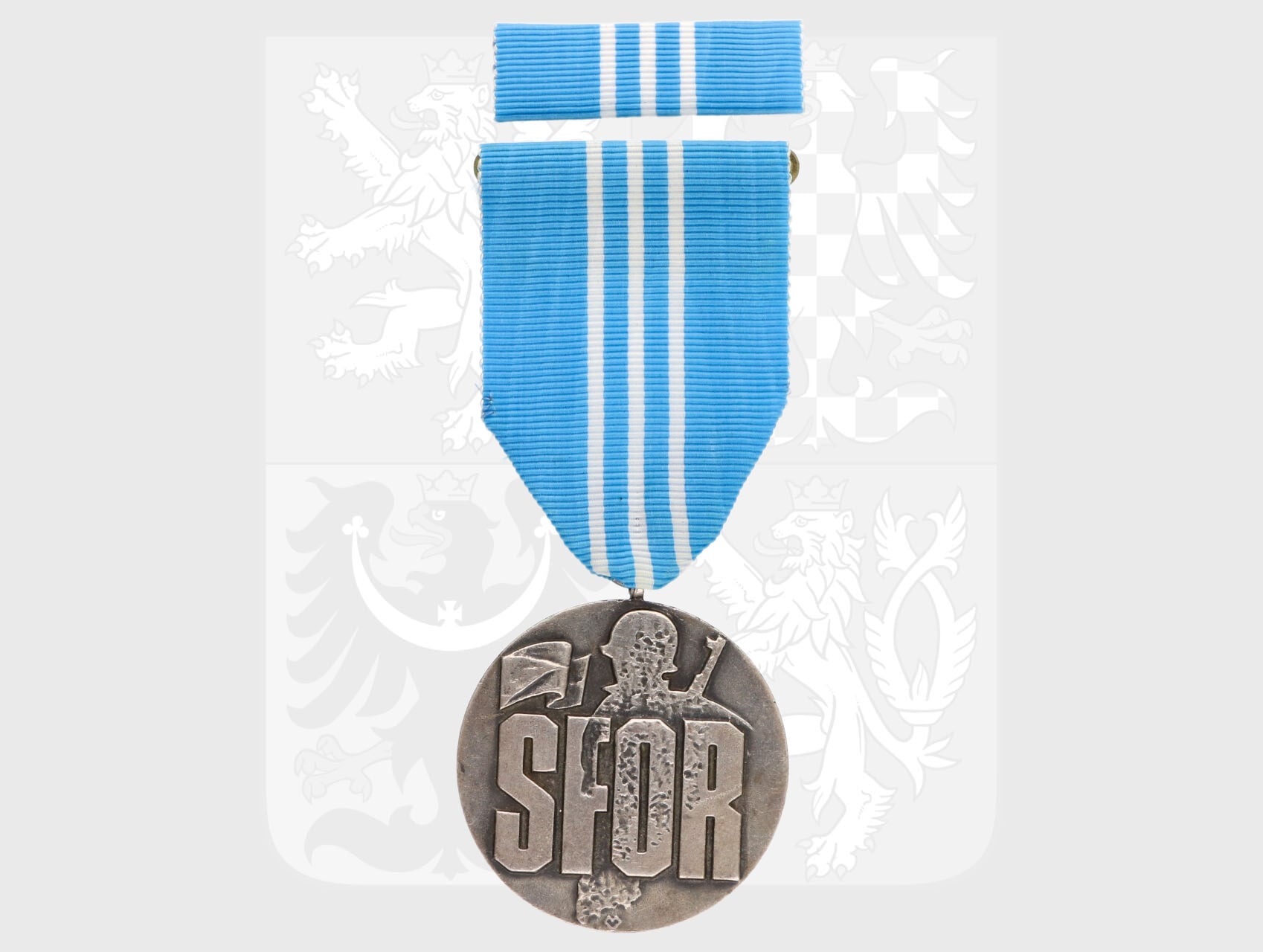 Čestný pamětní odznak Za službu v misi SFOR II. stupně, za dvě mise