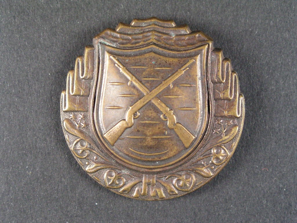 Výkonostní odznak pro střelce z pušky, plech, období 1945-1948