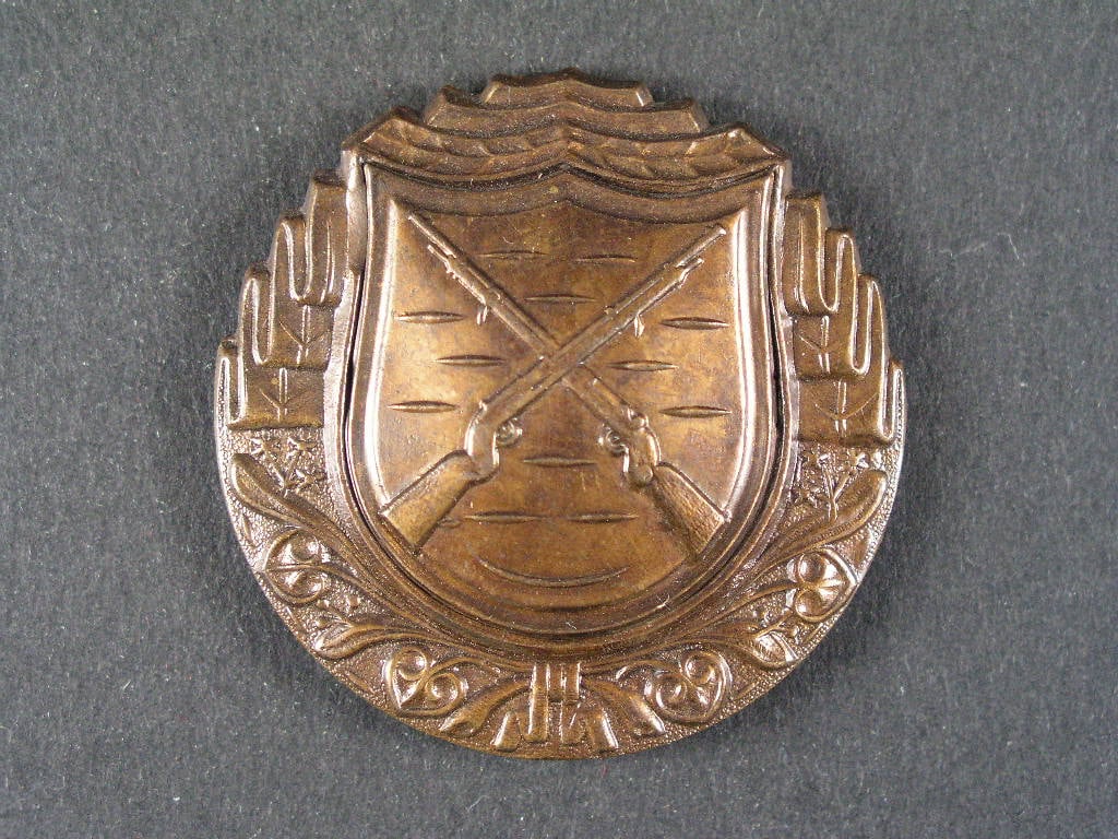 Výkonostní odznak pro střelce z pušky, plech, období 1945-1948
