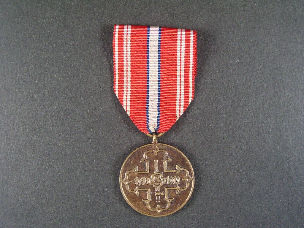 Pamětní odznak pro čs. dobrovolníky z let 1918-1919 bez monogramu OP