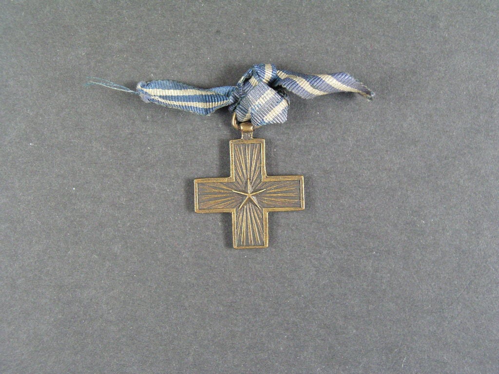 Miniatura Válečného kříže, 23 x 23 mm