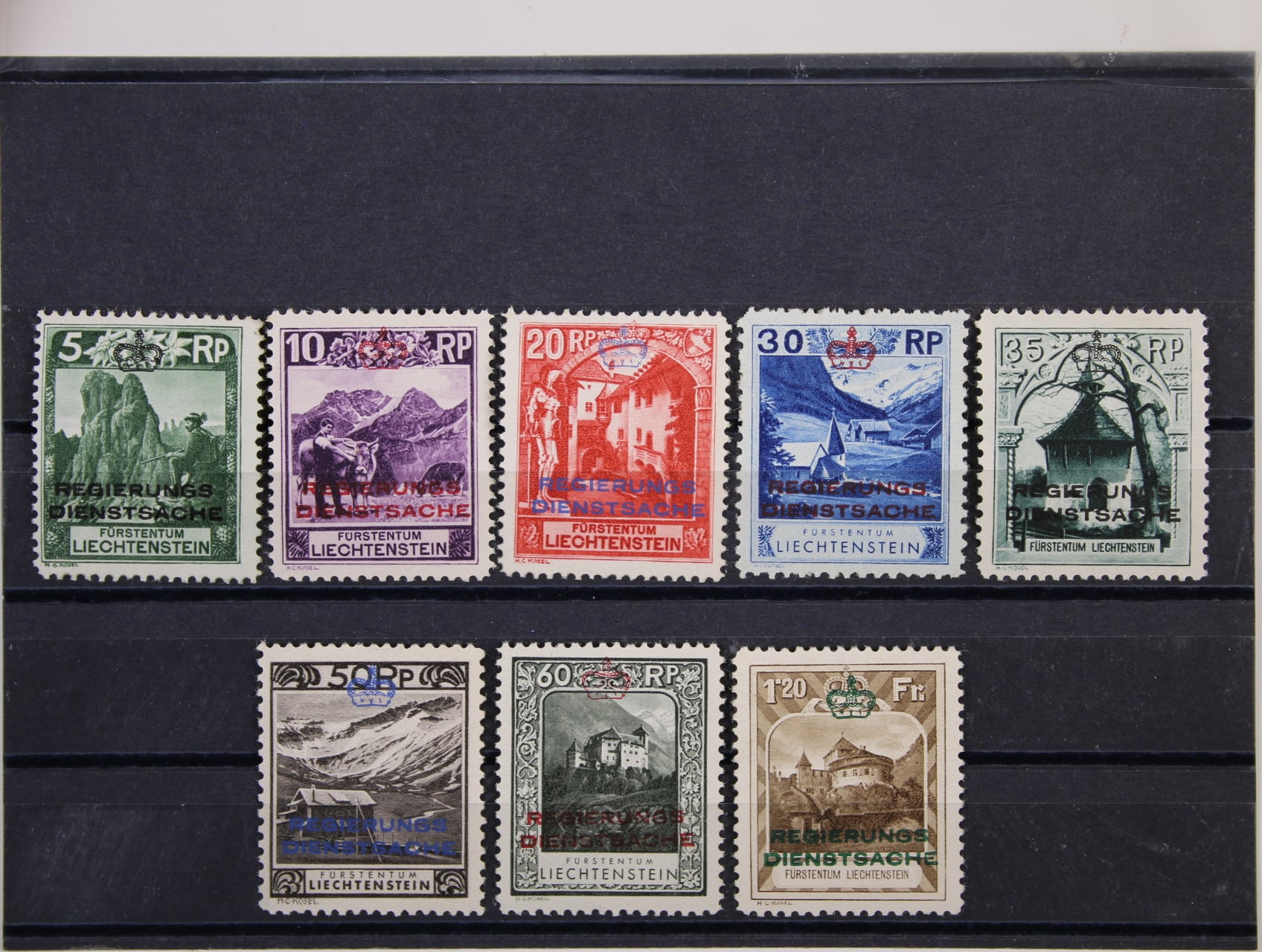 Dienstmarke Mi. č. 1 - 8, 1200 EUR