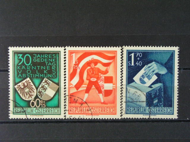 zn. Mi. č. 952 - 54, 110 EUR