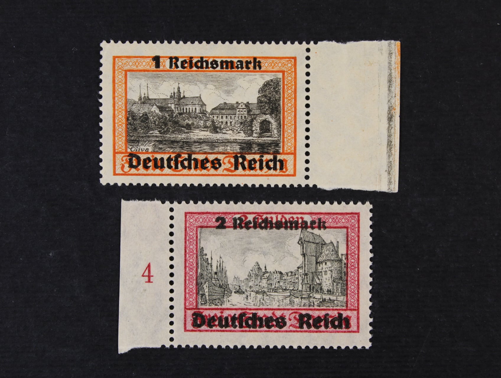 zn. Mi. č. 728x s pravým okrajem, 729x s levým okrajem a počitadlem, původní lep, dobrá kvalita, 140 EUR