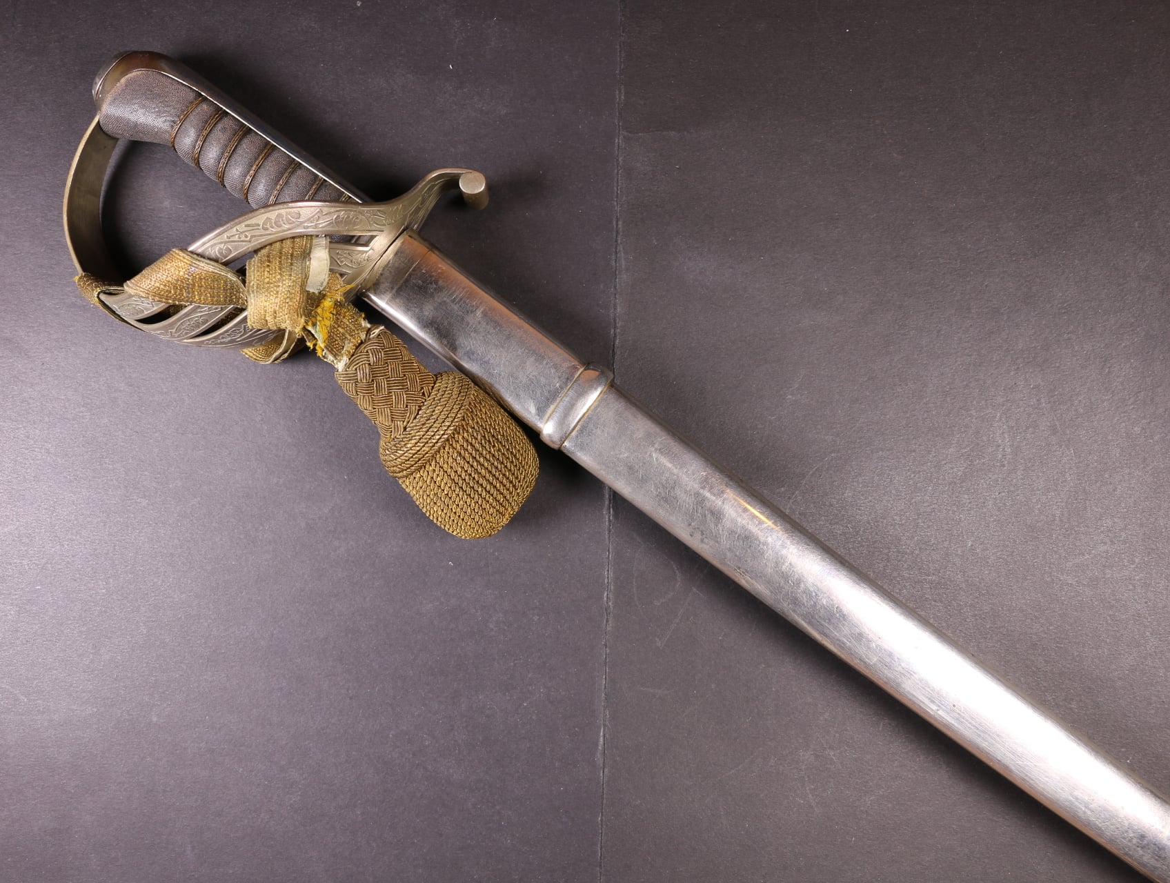 Šavle vz. 24 pro důstojníky čs armády + portepe