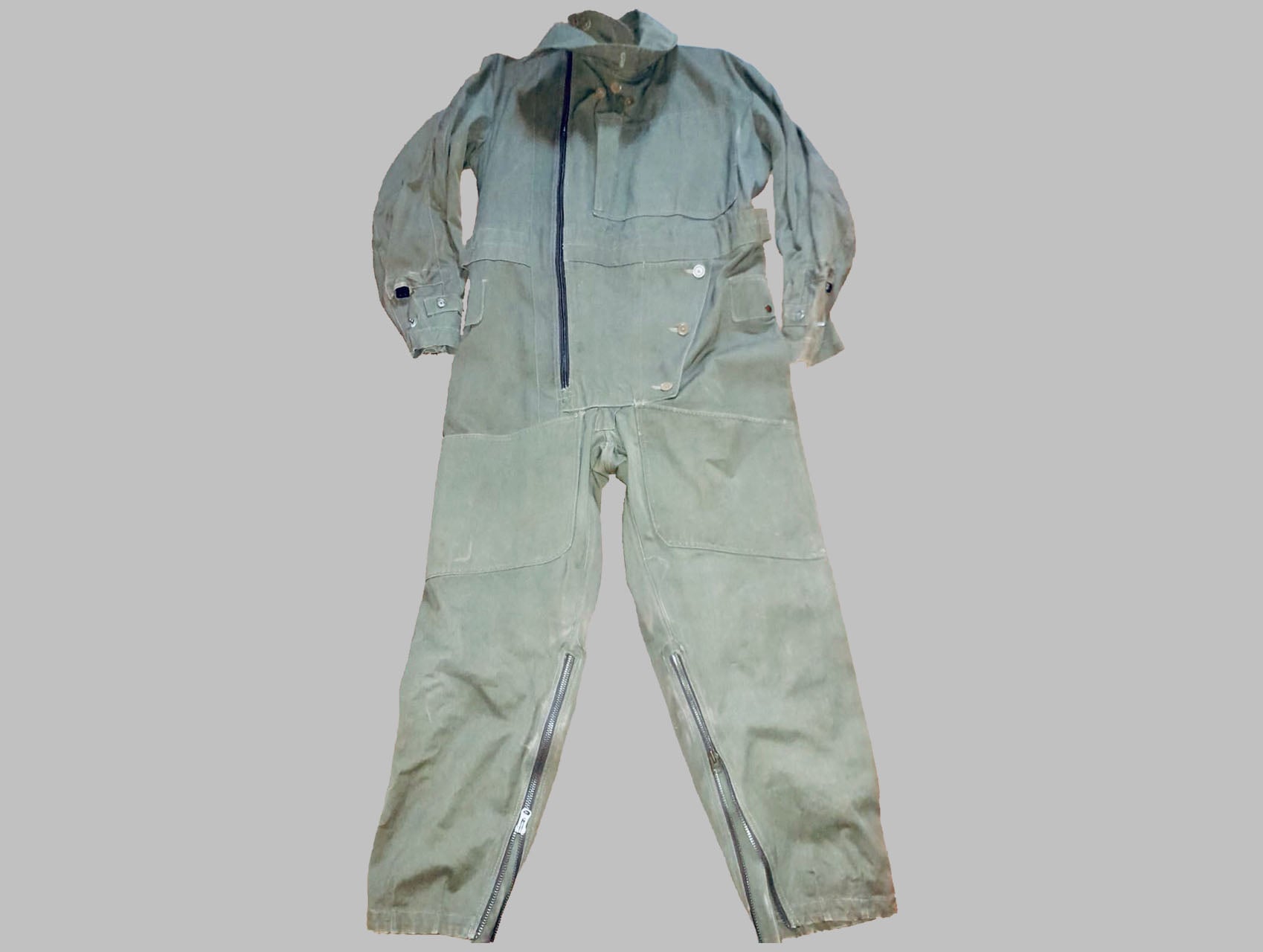 Originální letecká, plátěná kombinéza ČS letců z RAF 1941 pattern. Vzácnější elektricky vyhřívaná varianta.