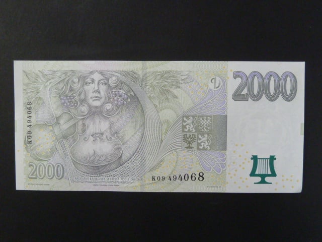 2000 Kč 2007 série K 09