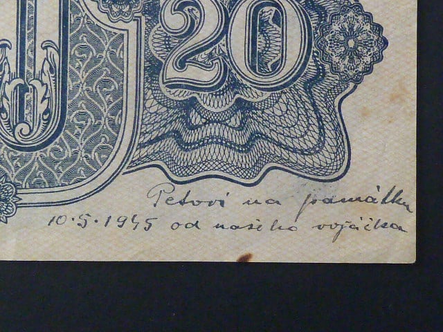 20 K 1944 série EO, číslovač 6b, s přípisem ink. perem na rubové straně "Petrovi na památku od našeho vojáčka 10.5.1945"