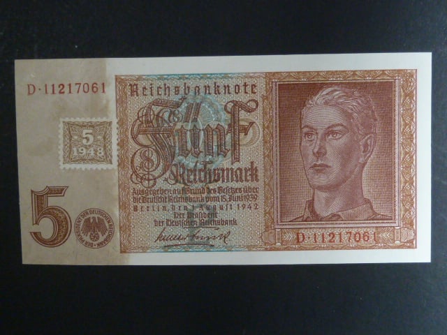 DDR - 5 DM 1948 (1942) s kolkem