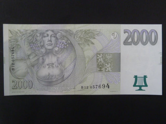 2000 Kč 1999 série B 12