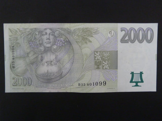 2000 Kč 1999 série B 35