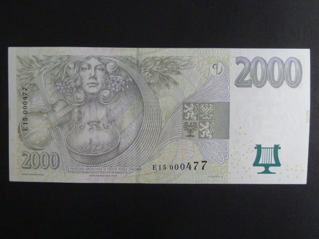2000 Kč 2007 série E 15 000477