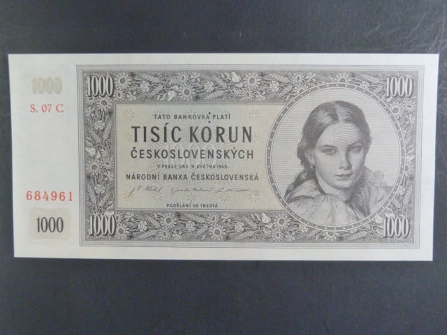 1000 Kčs 16.5.1945 série C 07 s perf. 3md nad sebou