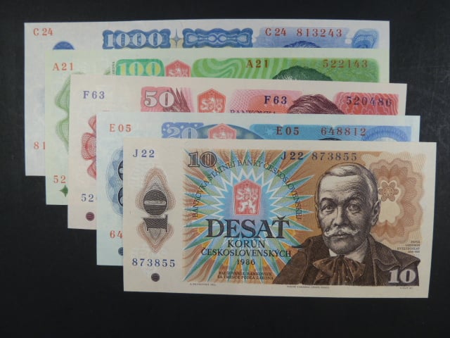 sada 10, 20, 50, 100, 1000 Kčs 1985 - 1989
