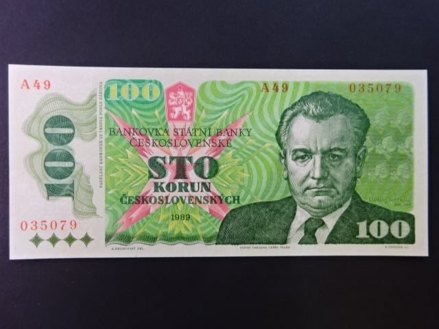 100 Kčs 1989 s. A 49, vzácně se vyskytující vysoká série