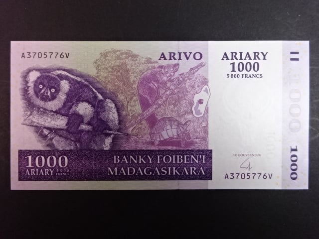 MADAGASKAR, 1000 Ariary 2004, BNB. B323b