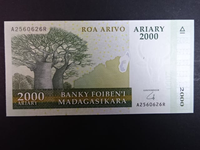 MADAGASKAR, 2000 Ariary 2008, BNB. B327a