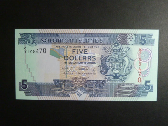 ŠALAMOUNOVY OSTROVY, 5 Dollars 2004, BNB. B216b, Pi. 26