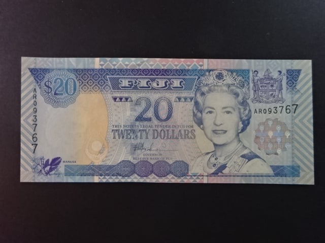 FIDŽI, 20 Dollars 2002, BNB. B518a, Pi. 107