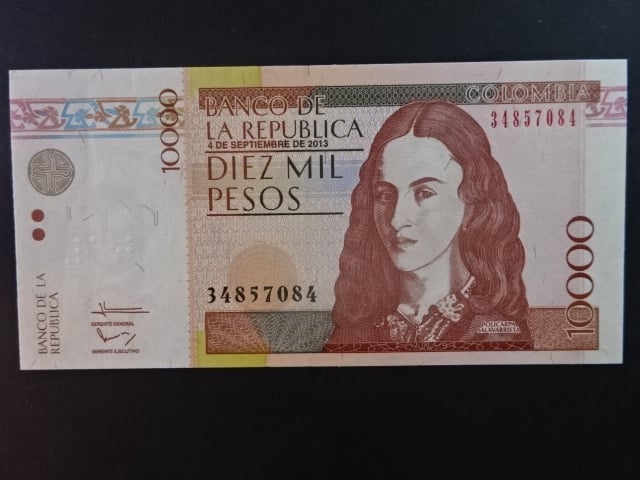 KOLUMBIE, 10000 Pesos 2013, BNB. B990w, Pi. 453