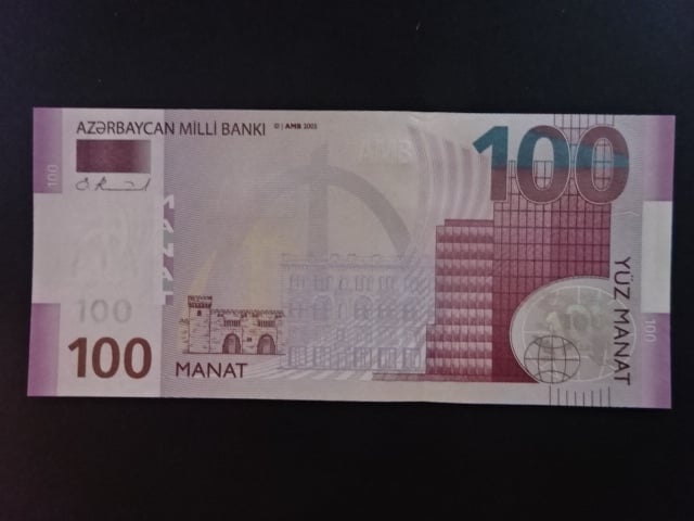 AZERBAJDŽÁN, 100 Manat 2005, BNB. B319a, Pi. 30