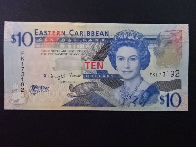 VÝCHODOKARIBSKÉ STÁTY, 10 Dollars 2008, BNB. B232a, Pi. 48
