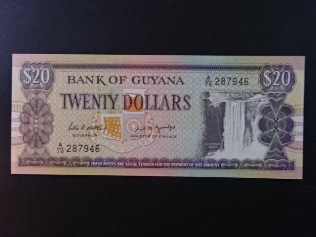 GUYANA, 20 Dollars 1988, BNB. B105a, Pi. 27