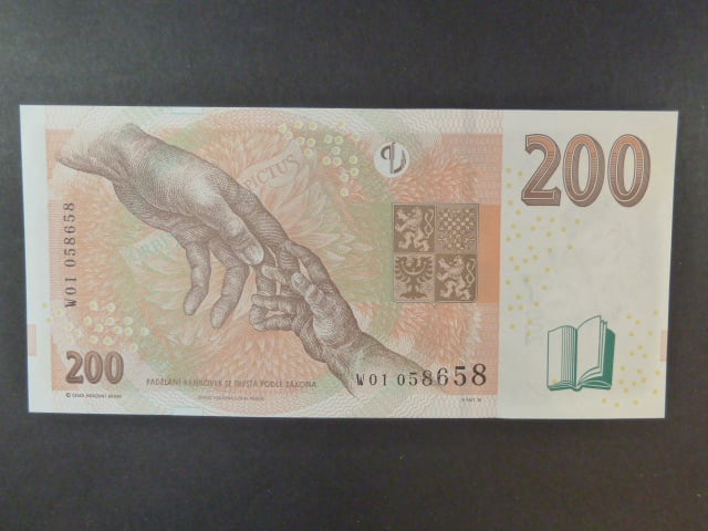 200 Kč 2018 série W 01 první série