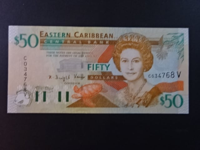 VÝCHODOKARIBSKÉ STÁTY, St. Vincent and Grenadines, 50 Dollars 2004, BNB. B229v, Pi. 45