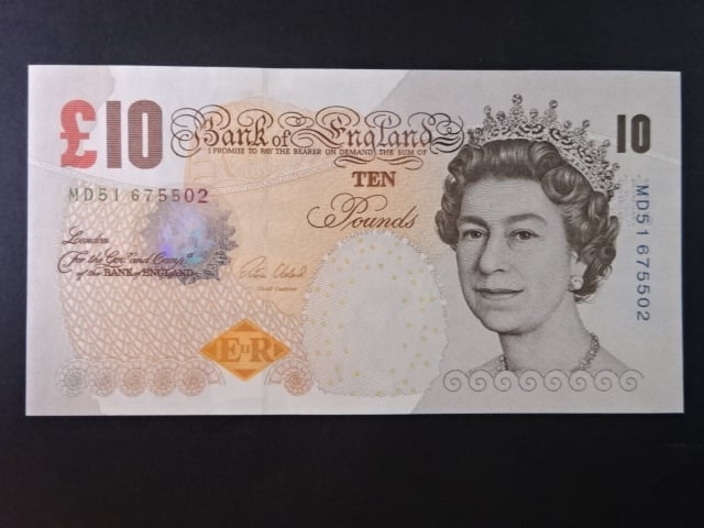 10 Pounds 2015, BNB. B199e, Pi. 389
