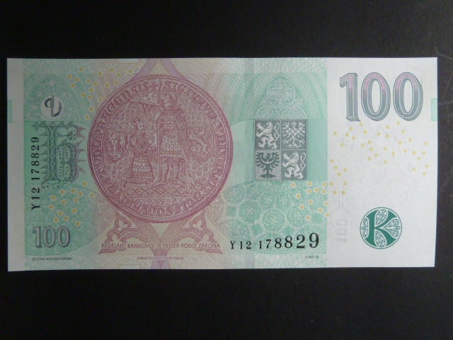 100 Kč 2018 série Y 12