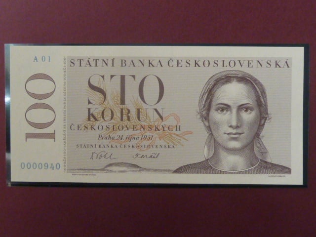 100 Kčs 1951 série A 01 novotisk vydaný STC ve spolupráci s ČNB, papír s vodoznakem, kvalitní tisk, dárkový obal