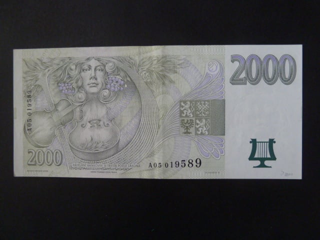 2000 Kč 1996 série A 05